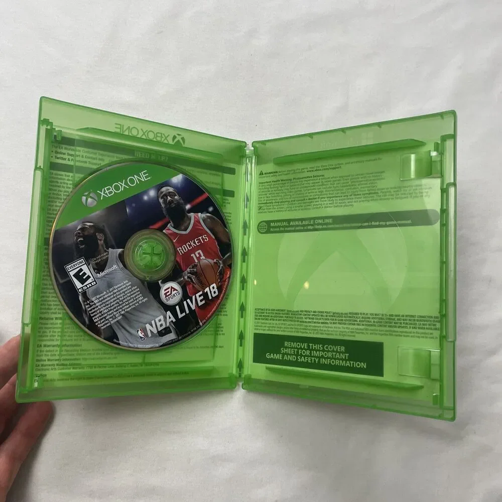 NBA Live 18 (Microsoft Xbox One, 2017) The Streets, The League Basketball Harden